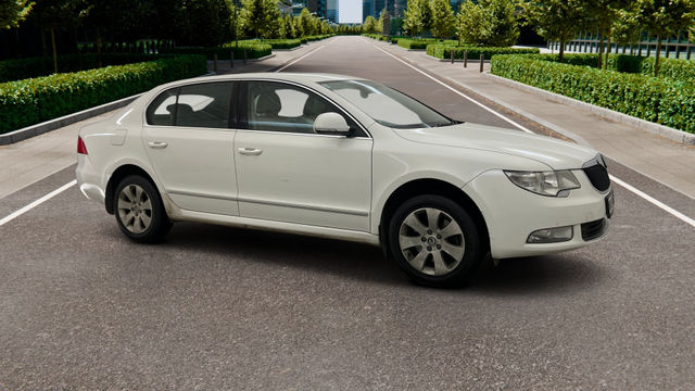 Skoda Superb Elegance 1.8 TSI AT Second-hand 2013 Skoda Superb Elegance 1.8 TSI AT for sale in Pune