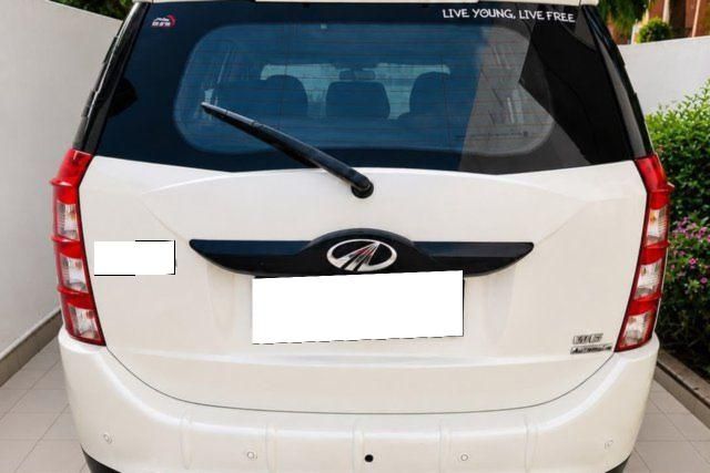 Mahindra XUV500 AT W10 FWD Second-hand 2016 Mahindra XUV500 AT W10 FWD for sale in Gurgaon