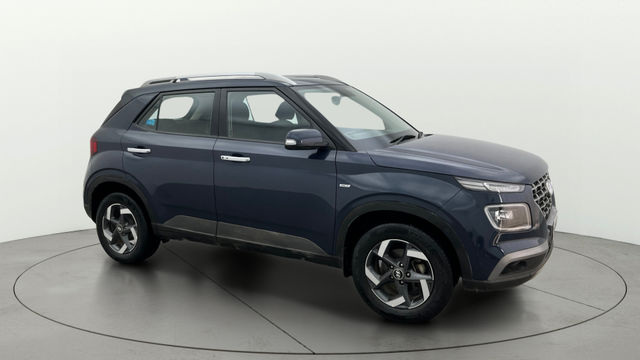Second-hand 2019 Hyundai Venue SX Plus Turbo DCT BSIV for sale in Bangalore