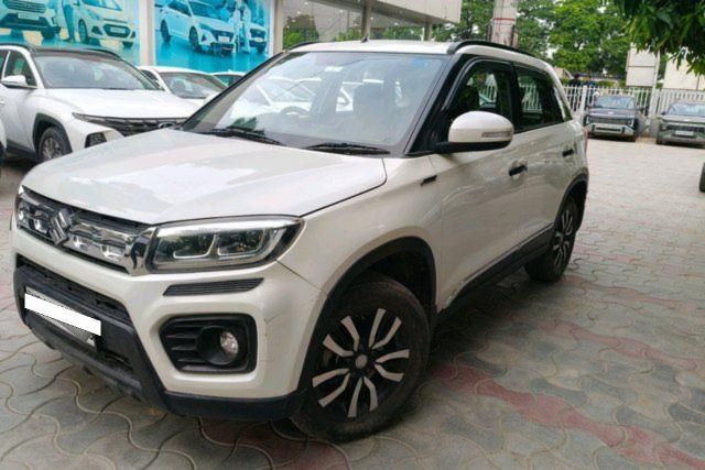 Second-hand 2020 Maruti Suzuki Vitara Brezza VXI for sale in Lucknow