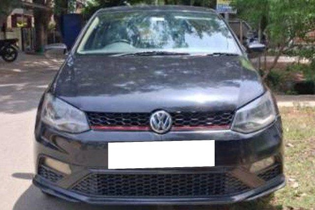 Volkswagen Polo IPL II 1.2 Diesel Highline Second-hand 2013 Volkswagen Polo IPL II 1.2 Diesel Highline for sale in Coimbatore