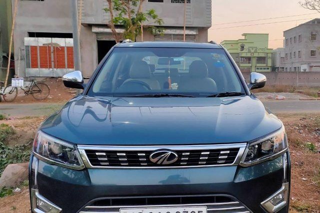 Mahindra XUV300 W8 BSVI Second-hand 2020 Mahindra XUV300 W8 BSVI for sale in Byasanagar