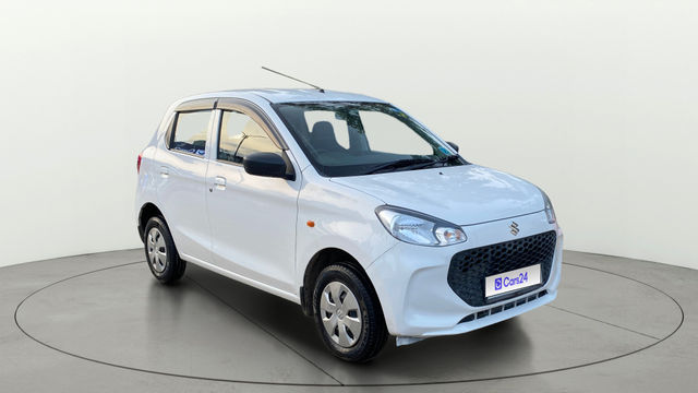 Maruti Suzuki Alto K10 VXI AMT Second-hand 2024 Maruti Suzuki Alto K10 VXI AMT for sale in Vadodara