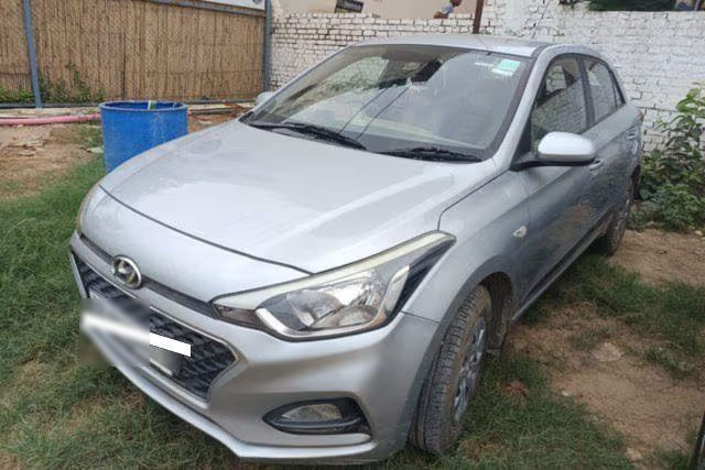 Second-hand 2019 Hyundai i20 Petrol Magna for sale in Gurgaon