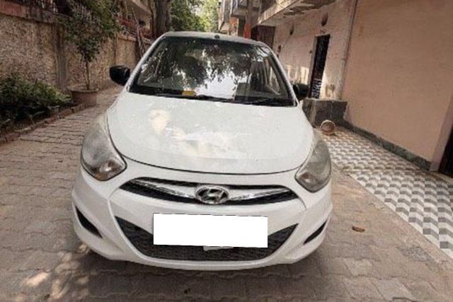 Second-hand 2014 Hyundai i10 Sportz 1.1L for sale in Ghaziabad