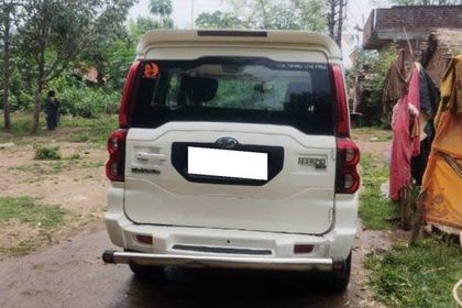 6 Used Mahindra Scorpio