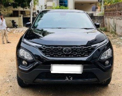 Used XZA Plus Dark Edition AT