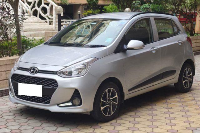 Second-hand 2017 Hyundai Grand i10 1.2 Kappa Sportz Option AT for sale in Pune