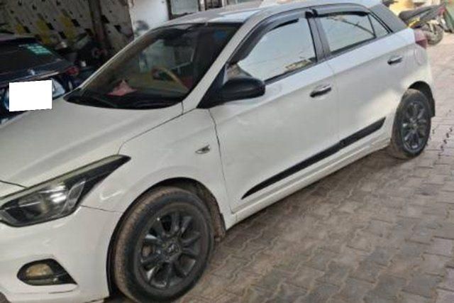 Second-hand 2019 Hyundai i20 Era BSIV for sale in Greater Noida