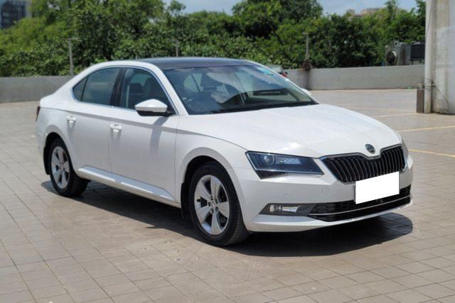 Second-hand 2019 Skoda Superb Style 1.8 TSI AT for sale in Mumbai