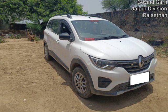Second-hand 2022 Renault Triber RXT BSVI for sale in Alwar