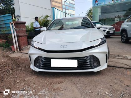 Used 2.5 Hybrid