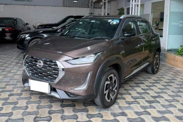 Second-hand 2023 Nissan Magnite Turbo CVT XV for sale in Hyderabad