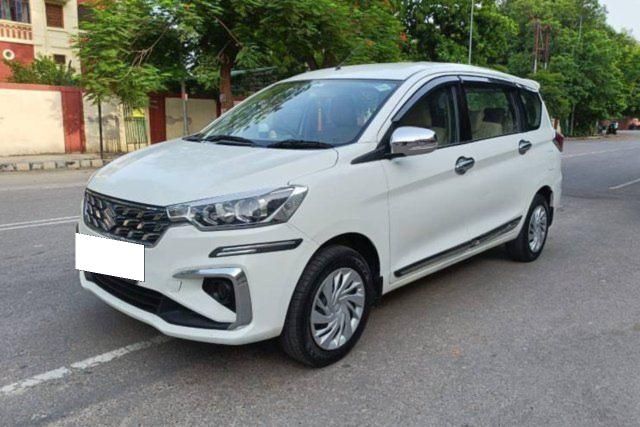 Maruti Suzuki Ertiga VXi CNG Second-hand 2024 Maruti Suzuki Ertiga VXi CNG for sale in Allahabad