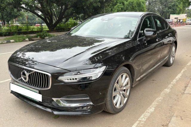 Second-hand 2019 Volvo S90 D4 Inscription BSIV for sale in Chandigarh