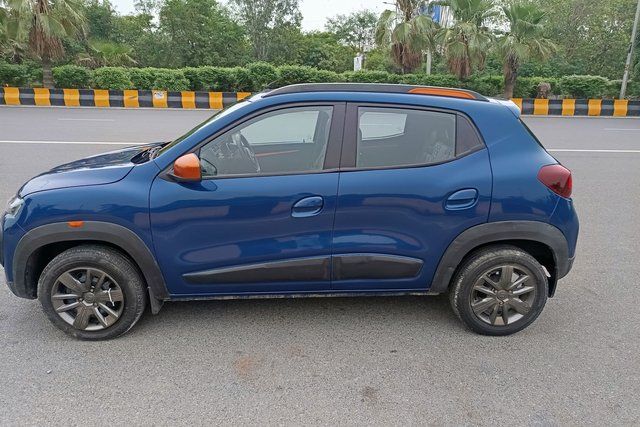 Second-hand 2020 Renault KWID Climber 1.0 MT Opt for sale in New Delhi
