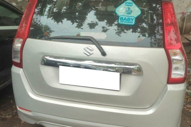 Second-hand 2019 Maruti Suzuki Wagon R AMT VXI for sale in Greater Noida