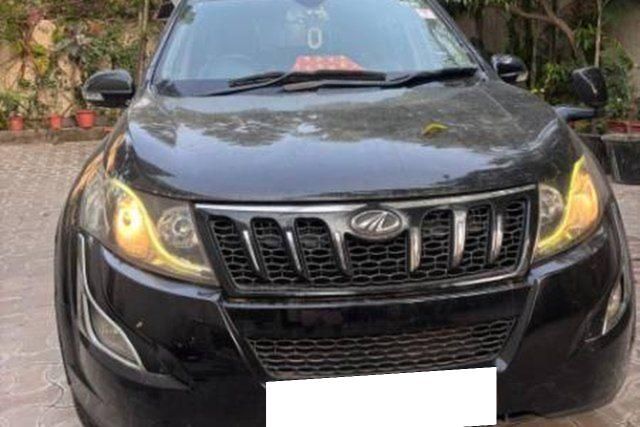 Mahindra XUV500 R W10 FWD Second-hand 2016 Mahindra XUV500 R W10 FWD for sale in Ranchi