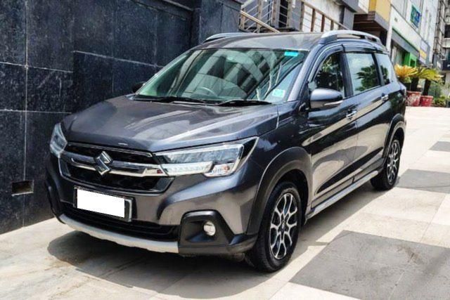 Second-hand 2025 Maruti Suzuki XL6 Zeta CNG for sale in New Delhi