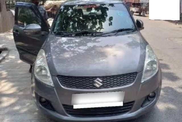 Second-hand 2013 Maruti Suzuki Swift VXI for sale in Samalkha