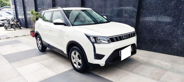 Second-hand 2019 Mahindra XUV300 W6 BSIV for sale in New Delhi