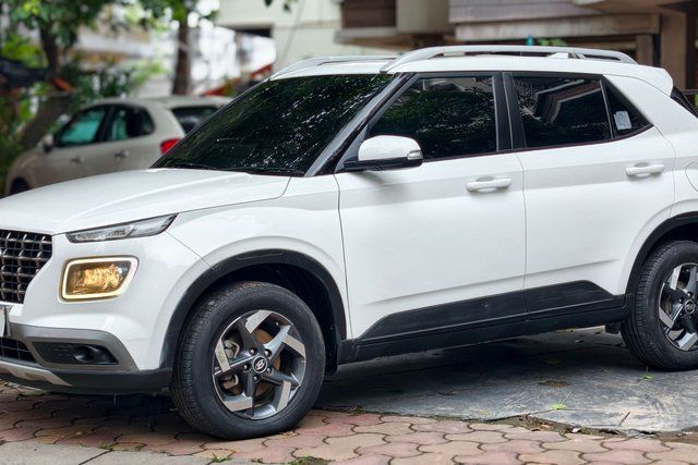 Hyundai Venue SX Turbo Second-hand 2021 Hyundai Venue SX Turbo for sale in Kolkata