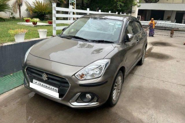 Maruti Suzuki Dzire ZXI CNG Second-hand 2024 Maruti Suzuki Dzire ZXI CNG for sale in Ahmedabad
