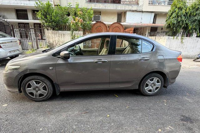 Second-hand 2011 Honda City S for sale in New Delhi