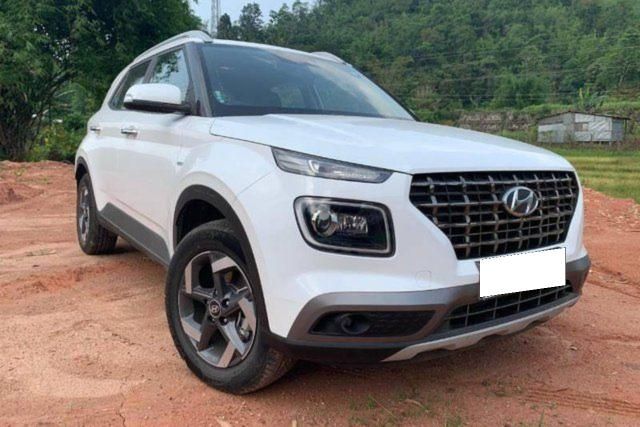 Second-hand 2019 Hyundai Venue SX Dual Tone Turbo BSIV for sale in Ballabhgarh