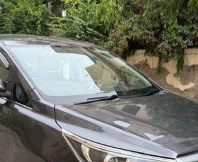 Toyota Innova Crysta 2.4 VX MT BSIV Second-hand 2018 Toyota Innova Crysta 2.4 VX MT BSIV for sale in New Delhi
