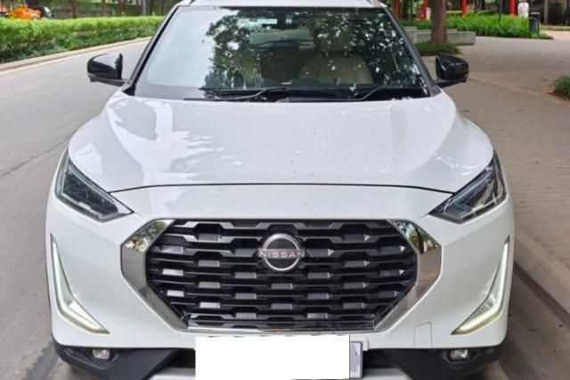 Second-hand 2023 Nissan Magnite Turbo CVT XV Premium for sale in Bangalore