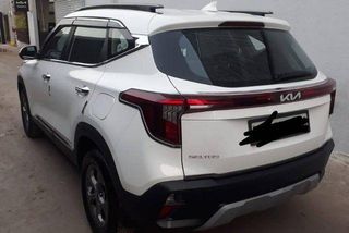 10 Used Kia Seltos in Vadodara