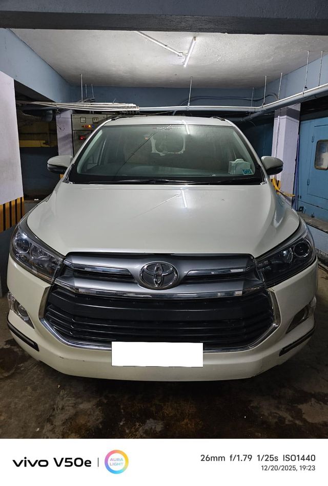 Second-hand 2018 Toyota Innova Crysta 2.4 G MT BSIV for sale in Bangalore