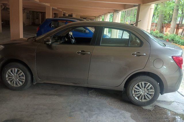 Second-hand 2021 Maruti Suzuki Dzire LXI BSVI for sale in Kolkata