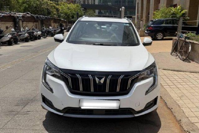 Second-hand 2023 Mahindra XUV700 AX7 AT Luxury Pack BSVI for sale in Mumbai