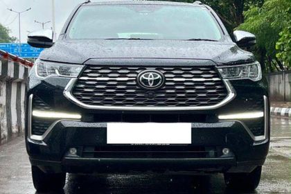 2025 Toyota Innova Hycross जेडएक्स (ओ) हाइब्रिड