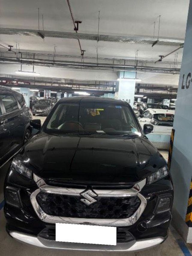 Second-hand 2023 Maruti Suzuki Grand Vitara Zeta CNG 2 Airbag for sale in New Delhi