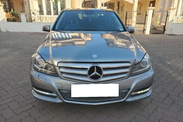 Mercedes-Benz C-Class 220 CDI AT Second-hand 2013 Mercedes-Benz C-Class 220 CDI AT for sale in Ahmedabad