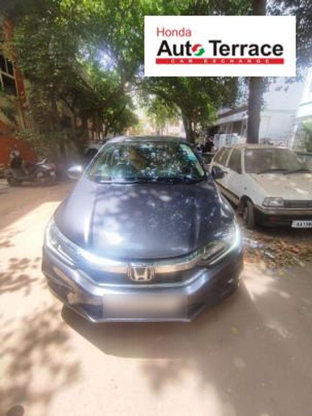 Second-hand 2017 Honda City V MT AVN for sale in Bangalore