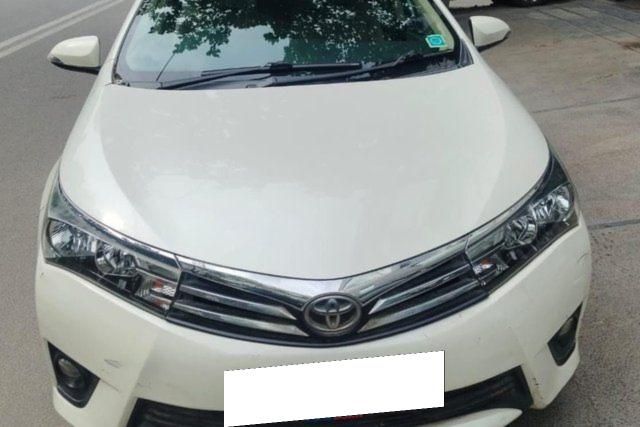 Second-hand 2017 Toyota Corolla Altis 1.8 G CVT for sale in New Delhi