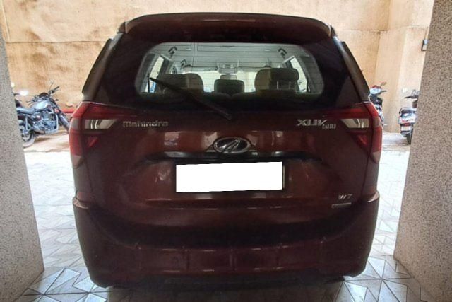 Second-hand 2018 Mahindra XUV500 W7 AT BSIV for sale in Mumbai
