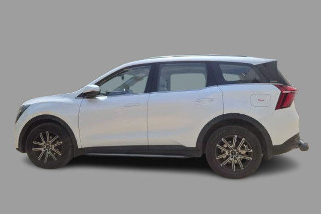 Mahindra XUV700 AX7L 7Str Diesel Second-hand 2024 Mahindra XUV700 AX7L 7Str Diesel for sale in Coimbatore