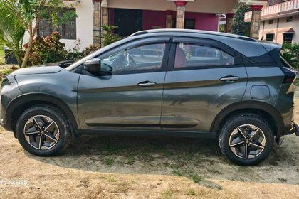 17 Used Tata Nexon