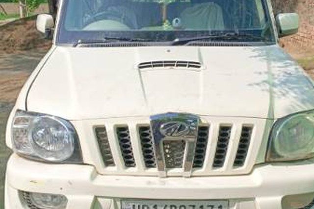 Mahindra Scorpio SLE 7S BSIII Second-hand 2012 Mahindra Scorpio SLE 7S BSIII for sale in Mainpuri
