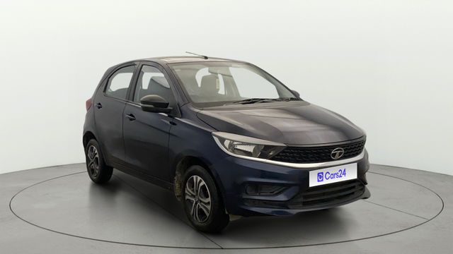 Second-hand 2022 Tata Tiago XT CNG BSVI for sale in Lucknow