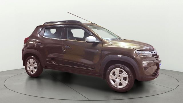 Renault KWID 1.0 RXT Opt Second-hand 2022 Renault KWID 1.0 RXT Opt for sale in Surat