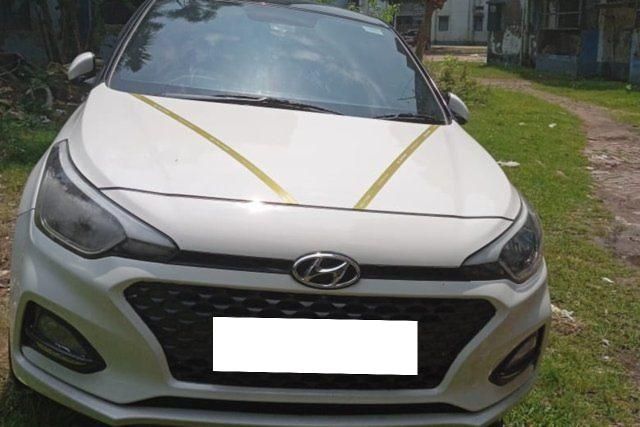 Hyundai i20 Petrol Asta Dual Tone Second-hand 2019 Hyundai i20 Petrol Asta Dual Tone for sale in Howrah