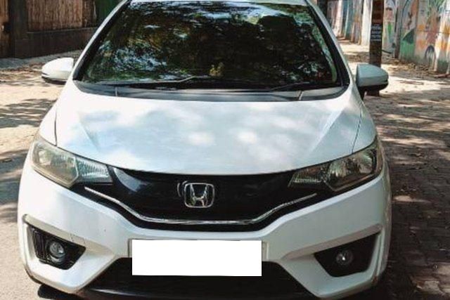 Second-hand 2016 Honda Jazz 1.2 V AT i VTEC for sale in New Delhi