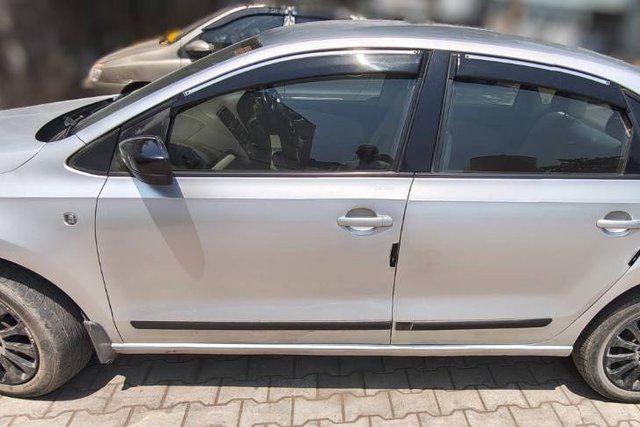 Skoda Rapid 1.5 TDI Elegance Plus Black Package Second-hand 2015 Skoda Rapid 1.5 TDI Elegance Plus Black Package for sale in Khandwa
