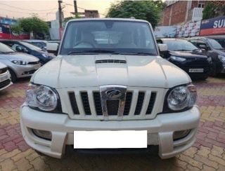 Used VLX 2WD 7S BSIV